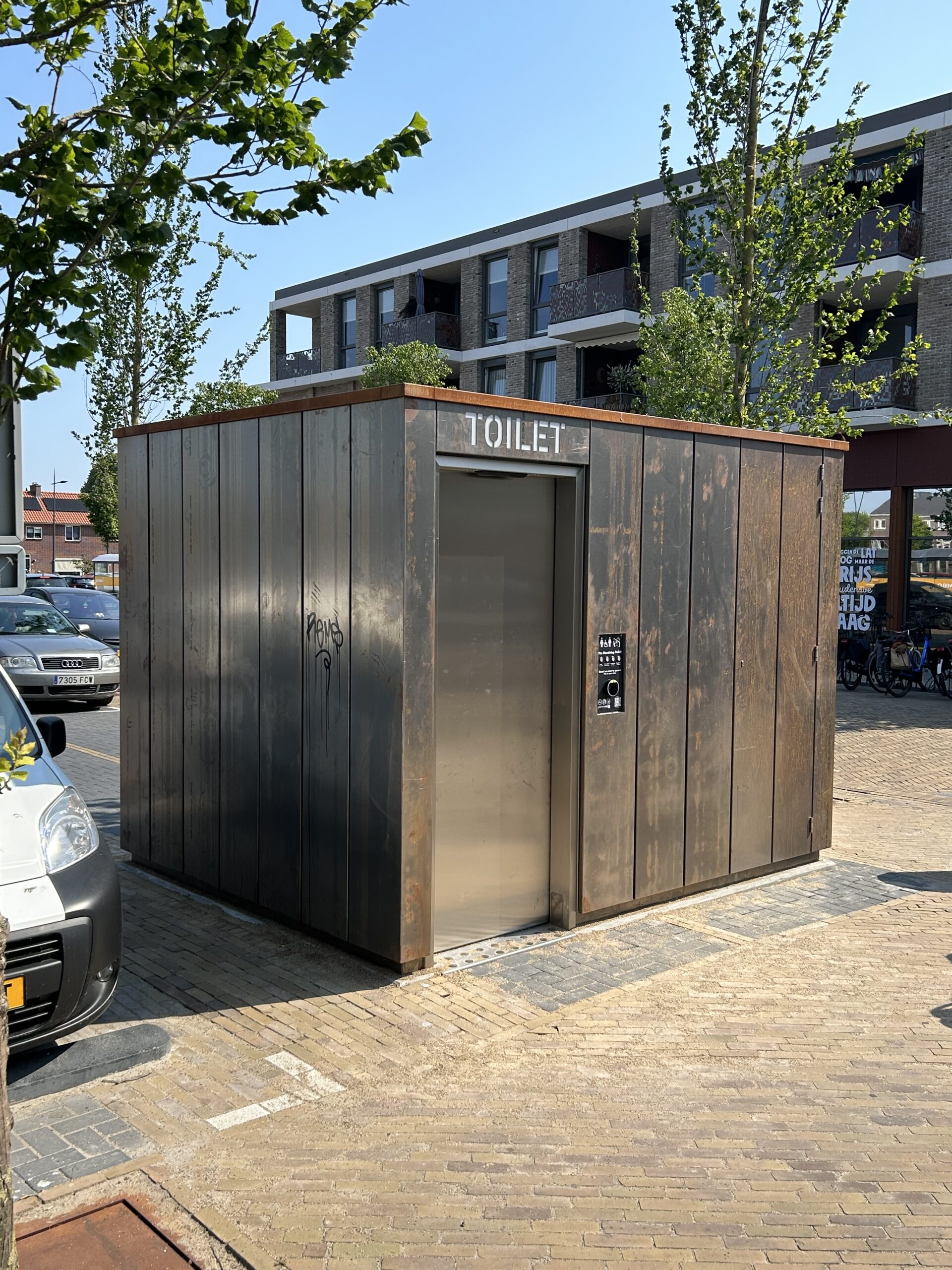 Installed pre-oxidised unit in city center