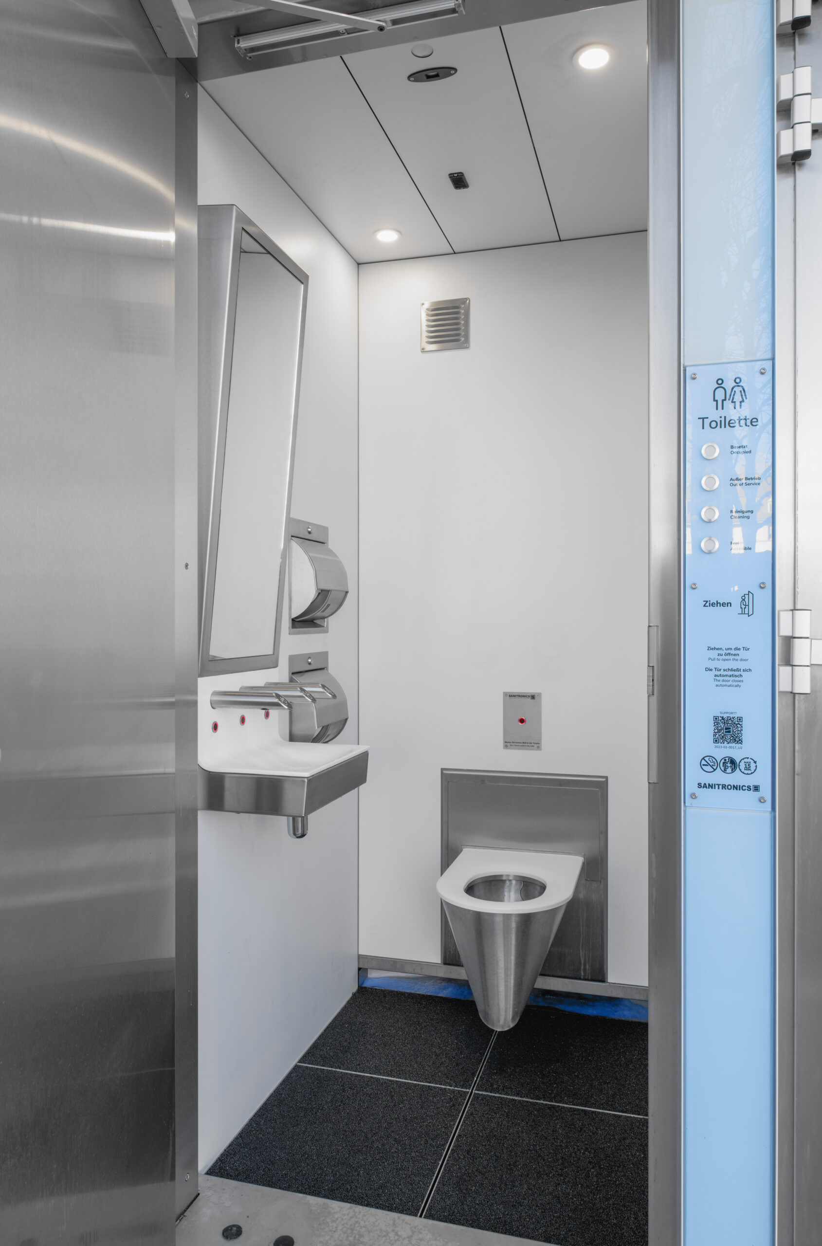 The Revolving Toilet at Rupert-Mayer-Platz Stuttgart