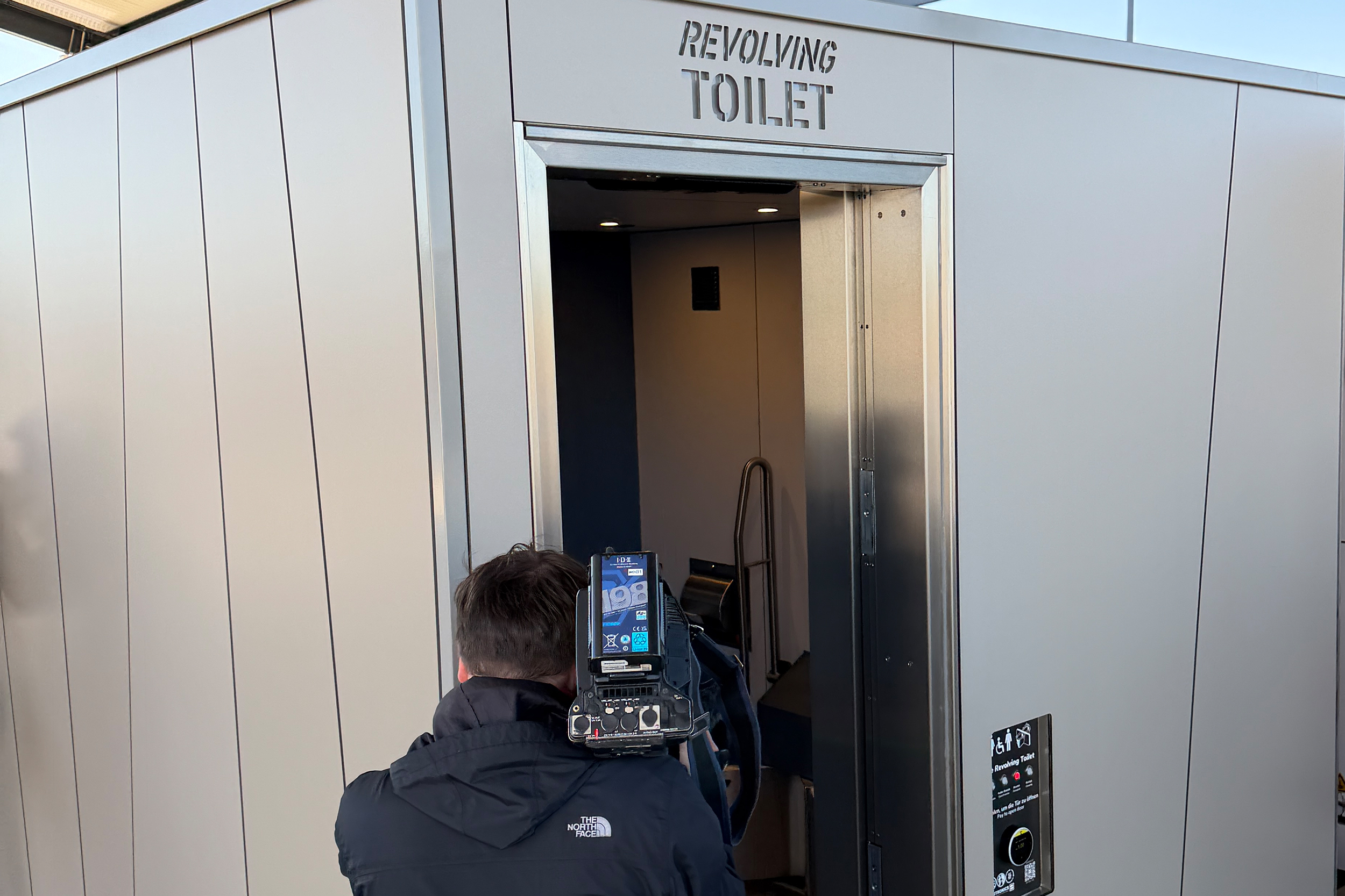 The Revolving Toilet at EW Ladepark